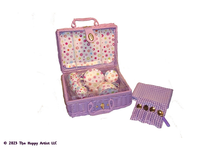 Doll's accessories featuring 20 piece tin doll's tea set